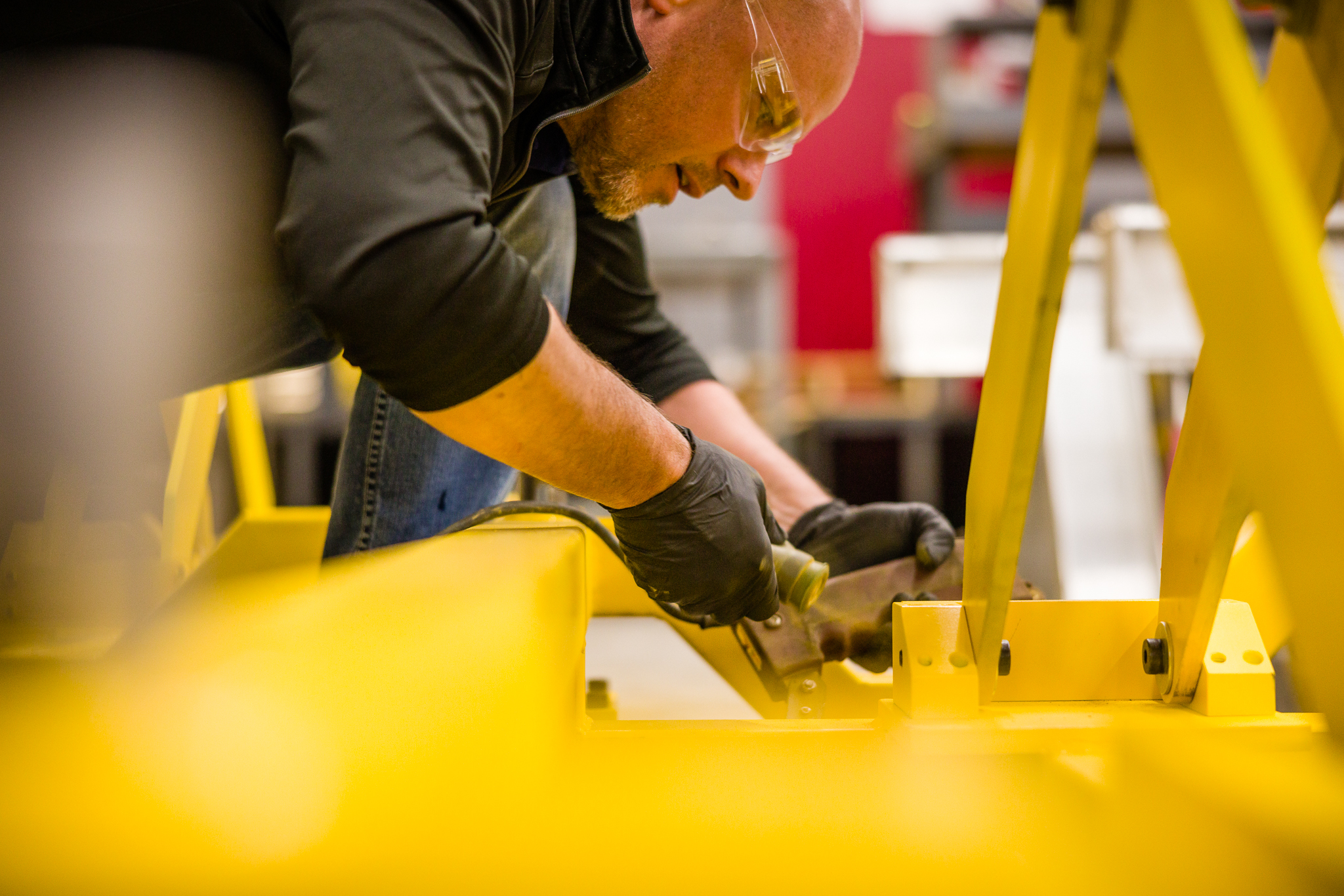 Fixture assembly for the aerospace industry